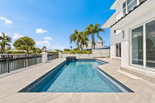 Exterior, Pool, Water