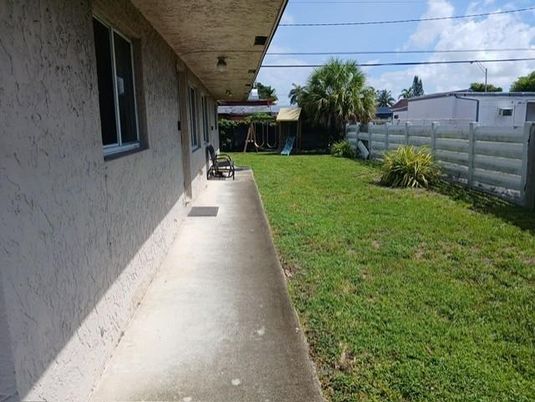 Backyard, Exterior