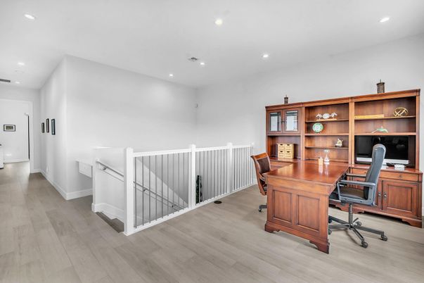 Home Office, Interior, Recessed Lighting, Wood Texture Flooring
