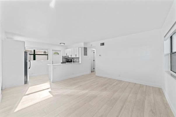 Empty room, Interior, Kitchen, Wood Texture Flooring