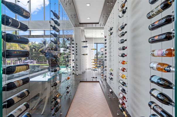 Interior, Recessed Lighting, Wine Storage