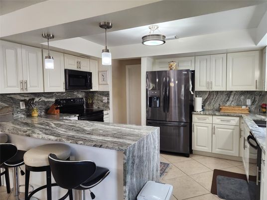 Interior, Kitchen, Pendant Lights