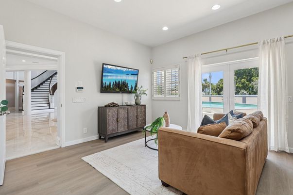 Interior, Living room, Recessed Lighting, Wood Texture Flooring