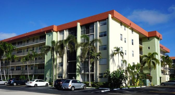 Exterior, Facade, Condo Building