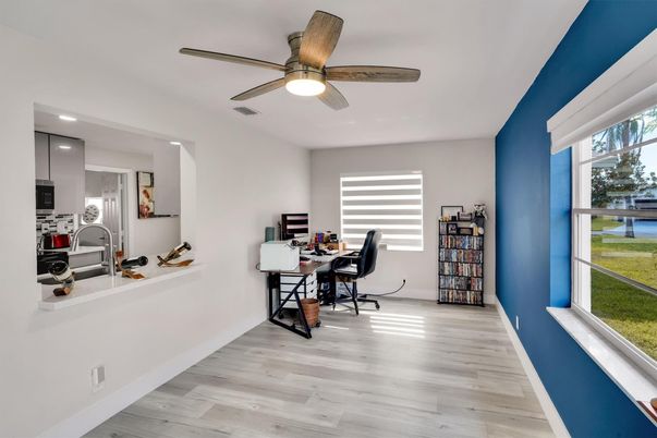 Home Office, Interior, Recessed Lighting, Wood Texture Flooring