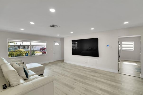 Interior, Living room, Recessed Lighting, Wood Texture Flooring