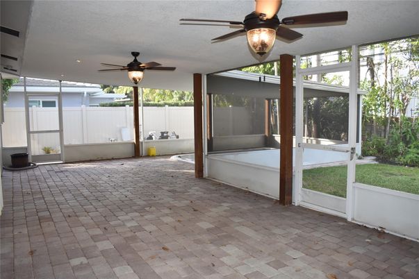 Interior, Recessed Lighting, Sun Room