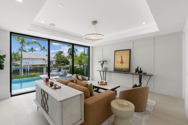 Interior, Living room, Pendant Lights, Recessed Lighting, Water