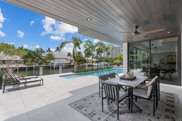 Exterior, Pool, Water