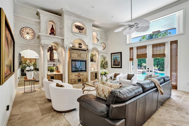 Fireplace, Interior, Living room, Recessed Lighting