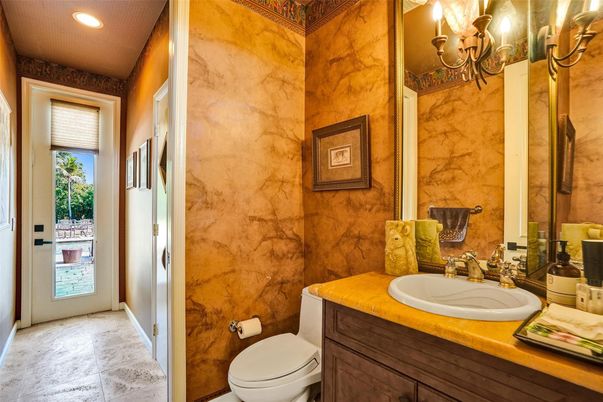 Bathroom, Interior, Recessed Lighting