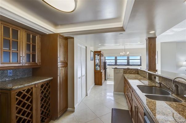 Chandelier, Interior, Kitchen, Recessed Lighting