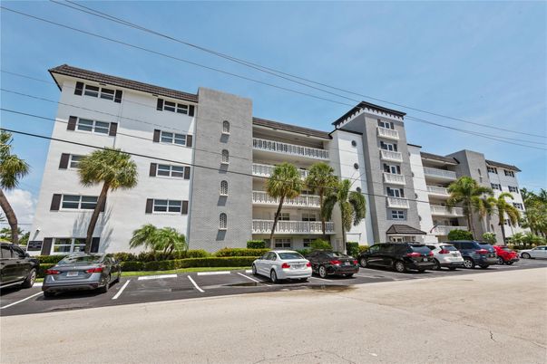 Exterior, Facade, Condo Building