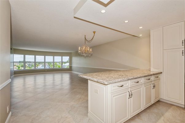 Chandelier, Empty room, Interior, Recessed Lighting