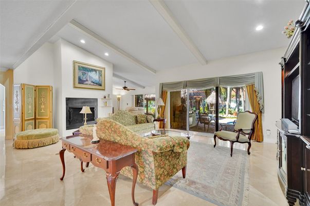 Fireplace, Interior, Living room, Recessed Lighting