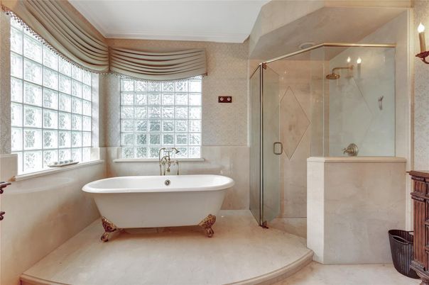 Bathroom, Free Standing Baths, Glass Shower, Interior