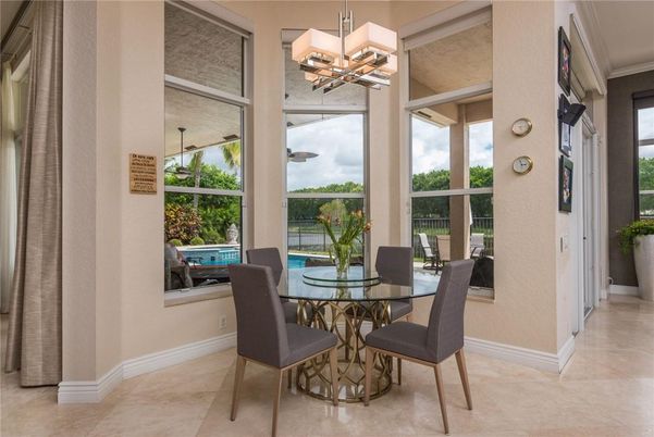 Chandelier, Dining room, Interior