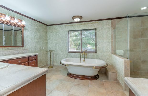 Bathroom, Free Standing Baths, Interior, Recessed Lighting