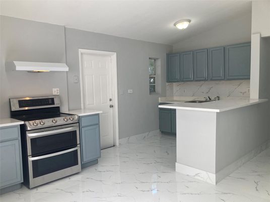 Interior, Kitchen, Marble, Stainless Steel Appliances