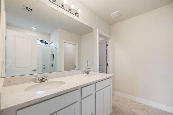 Bathroom, Dual Sink Vanities, Interior, Recessed Lighting