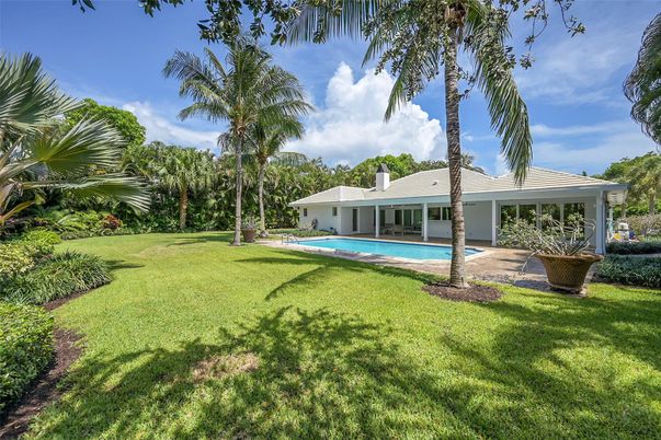Backyard, Exterior, Pool