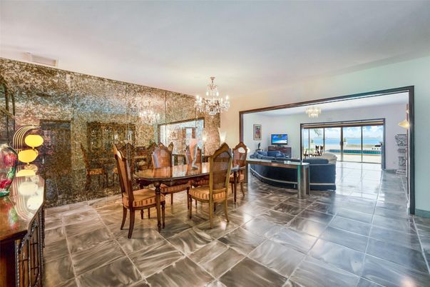 Chandelier, Dining room, Interior, Living room, Water