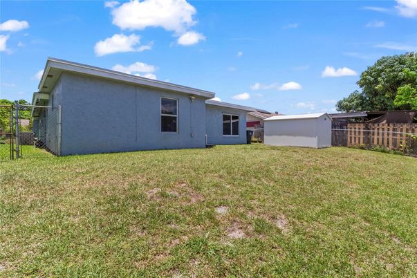Backyard, Exterior
