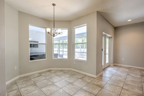 Empty room, Interior, Pendant Lights, Recessed Lighting