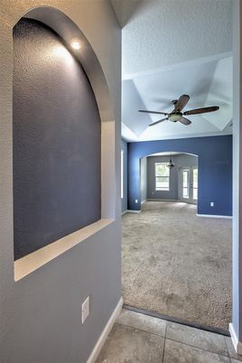 Empty room, Interior, Recessed Lighting