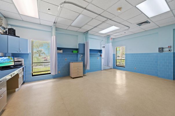Empty room, Interior, Kitchen, Recessed Lighting