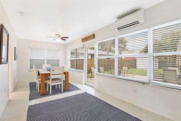Dining room, Interior