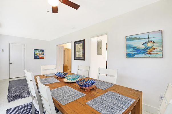 Dining room, Interior