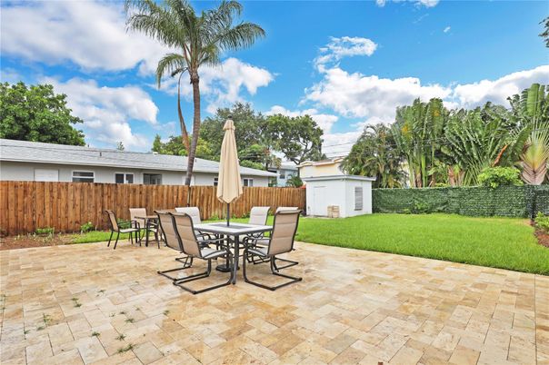 Backyard, Detached Garage, Exterior