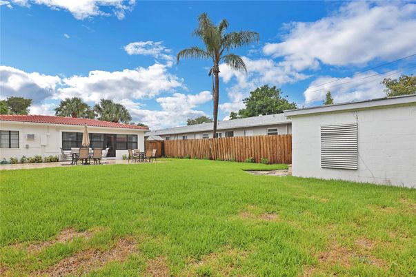 Backyard, Exterior