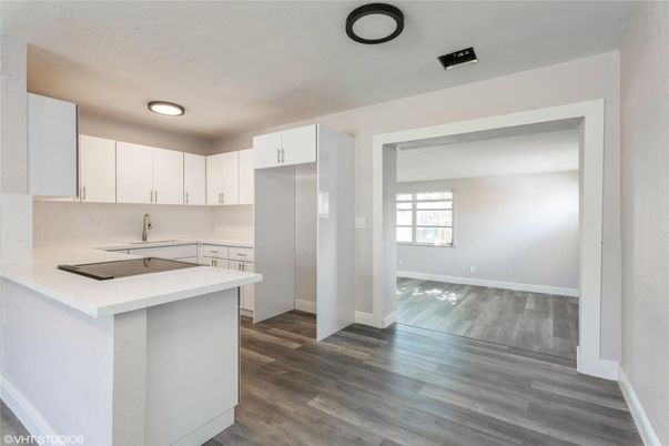 Interior, Kitchen, Recessed Lighting, Wood Texture Flooring