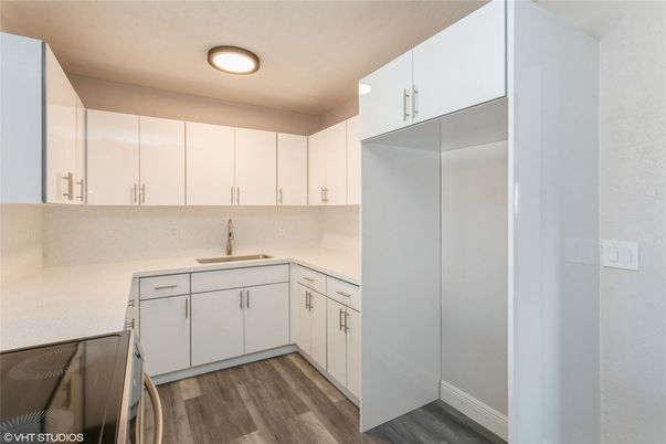 Interior, Kitchen, Wood Texture Flooring