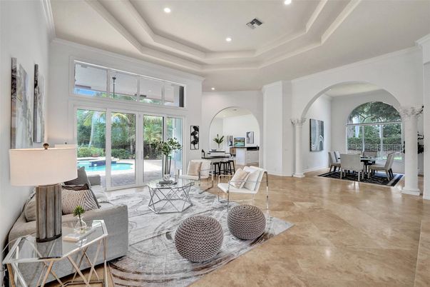 Dining room, Interior, Living room, Recessed Lighting