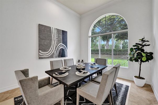 Dining room, Interior