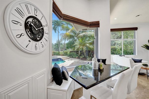 Dining room, Interior, Recessed Lighting