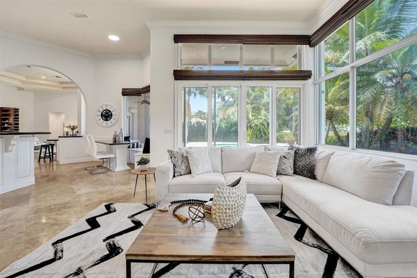 Dining room, Interior, Living room, Recessed Lighting