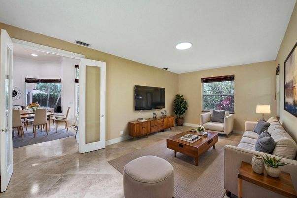 Dining room, Interior, Living room, Recessed Lighting