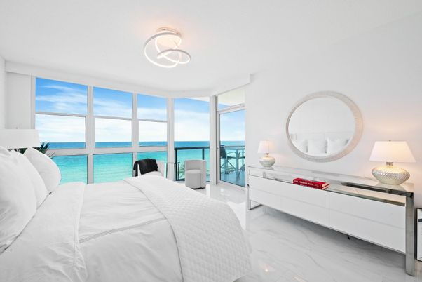 Bedroom, Interior, Marble, Water