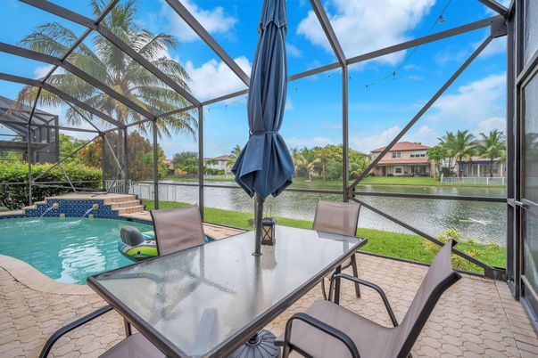 Glass Ceilings, Interior, Pool, Sun Room, Water