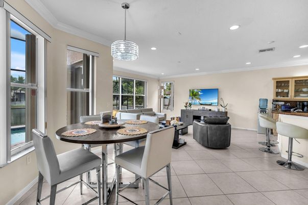 Dining room, Interior, Living room, Pendant Lights, Recessed Lighting