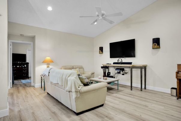 Interior, Living room, Recessed Lighting, Wood Texture Flooring