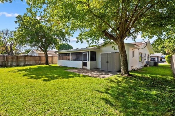 Backyard, Exterior