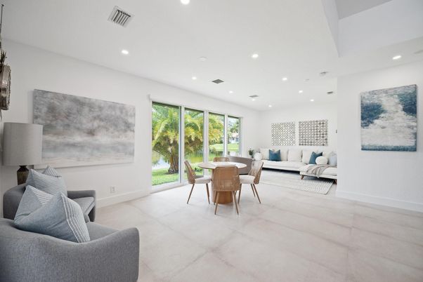 Dining room, Interior, Living room, Recessed Lighting