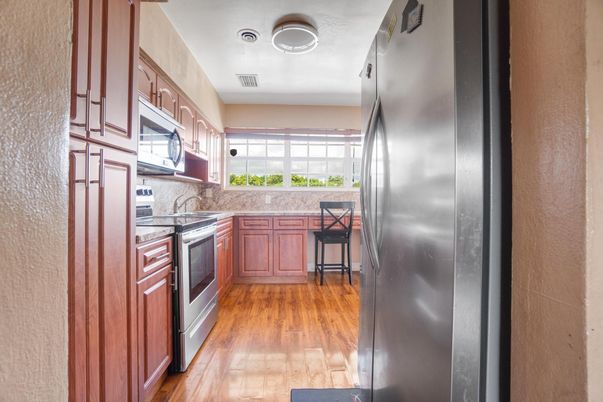 Interior, Kitchen, Stainless Steel Appliances, Wood Texture Flooring