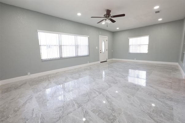 Empty room, Interior, Marble, Recessed Lighting