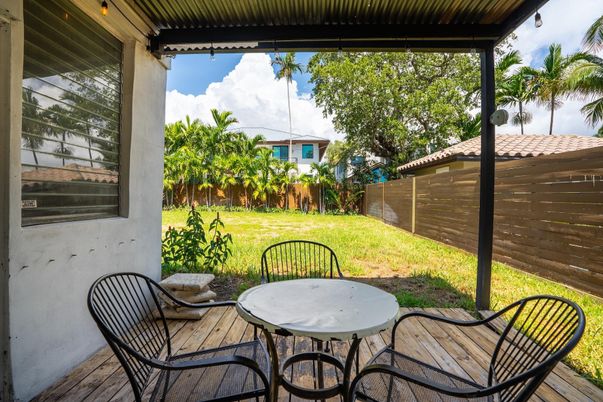 Backyard, Exterior